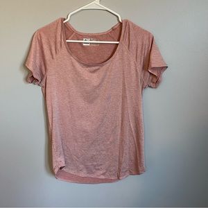 GUC Womens size s Reebok active tee shirt